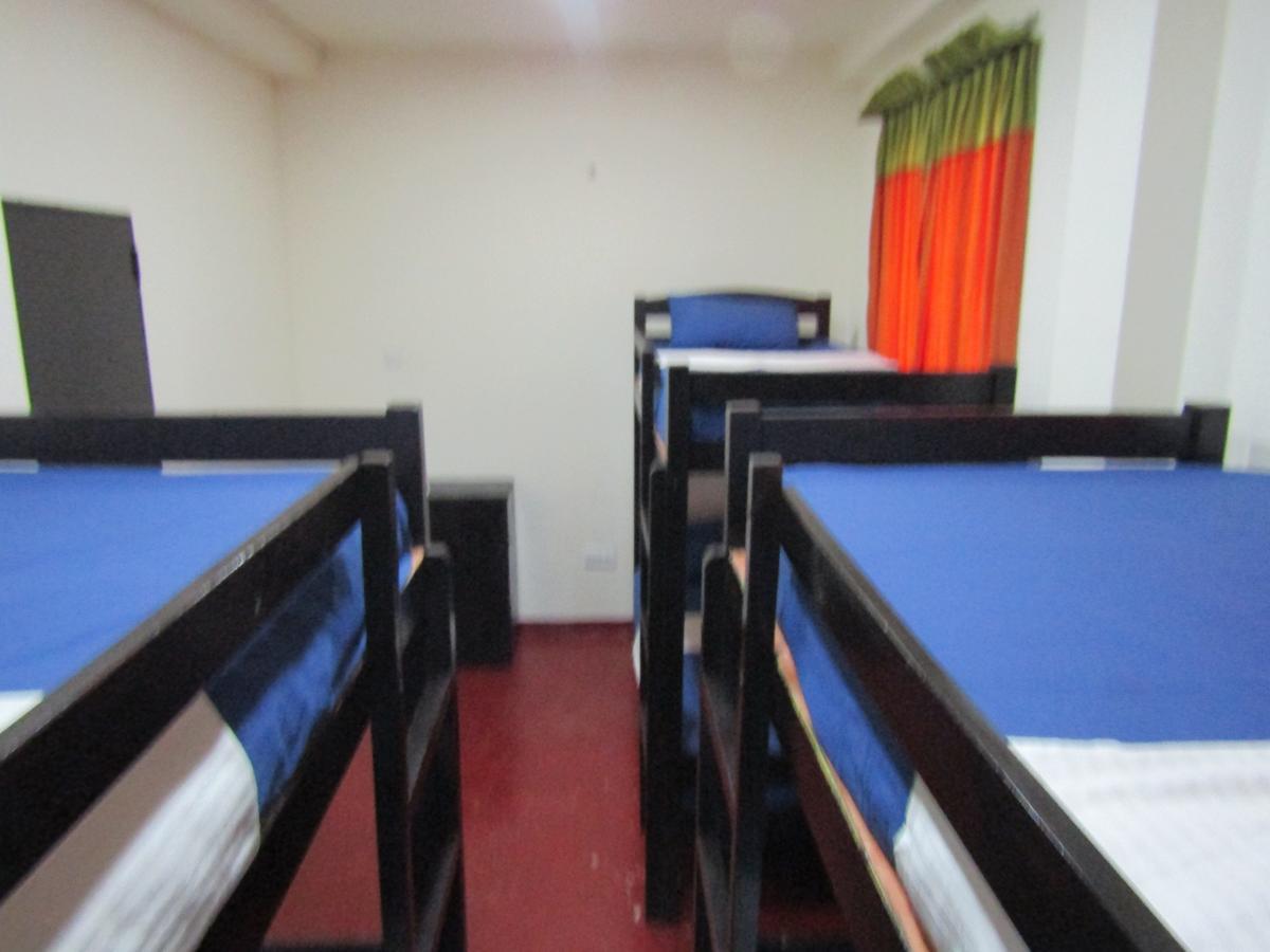 Kandy Backpackers Hostel Bagian luar foto